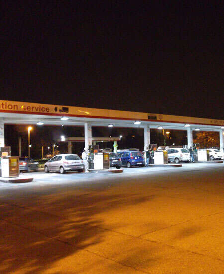 Distributore Carburanti Auchan Illuminazione LED Relco 5